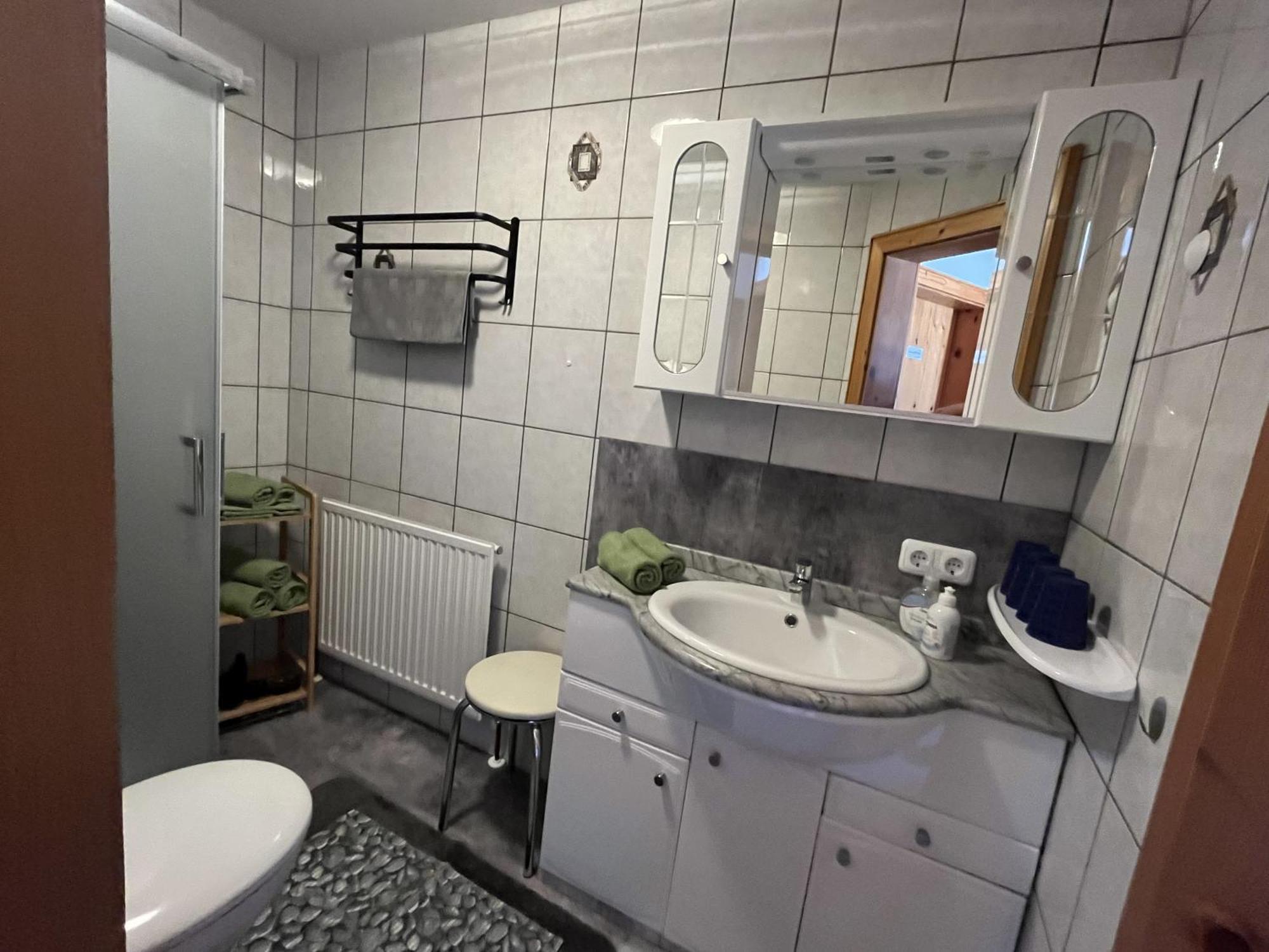 Apartment Familie Thomas Und Angelika Melmer Sankt Leonhard im Pitztal Eksteriør bilde