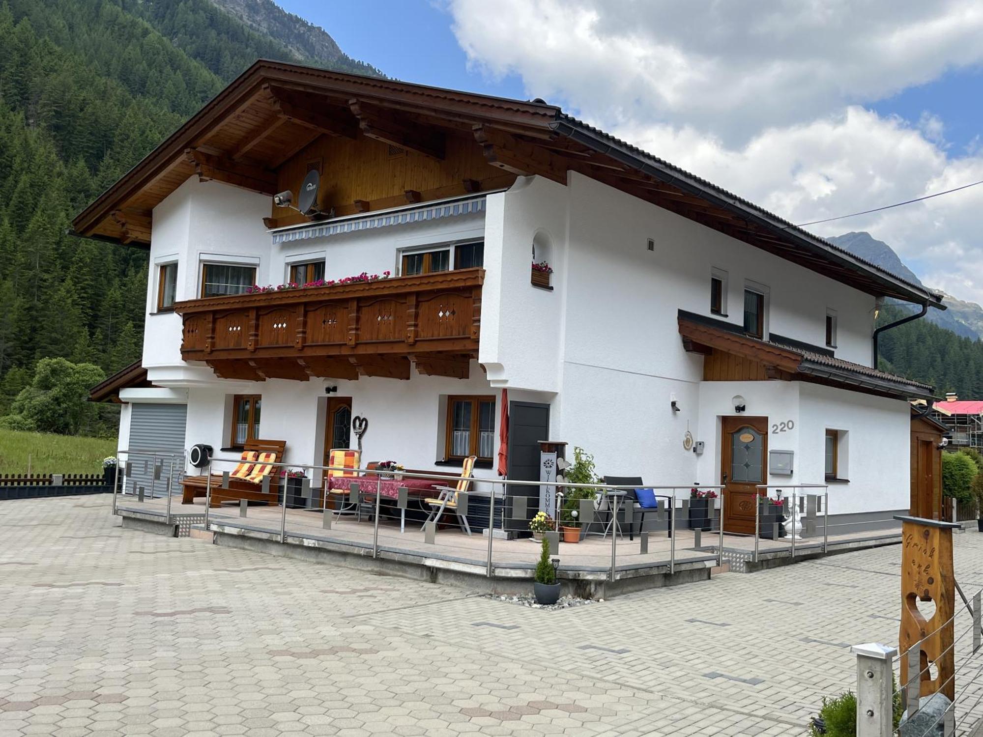 Apartment Familie Thomas Und Angelika Melmer Sankt Leonhard im Pitztal Eksteriør bilde